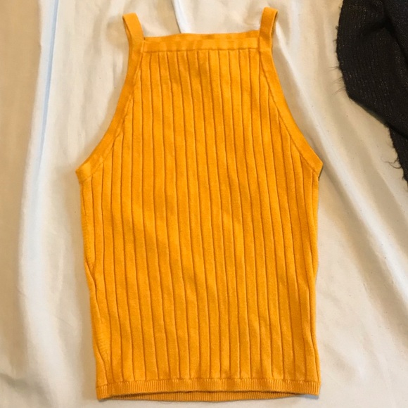 HM Rib-Knit Tank - Picture 4 of 4